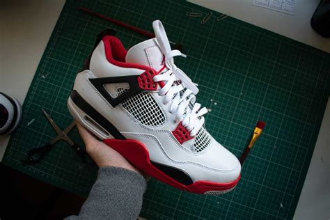 how to tell fake air jordan shoes|jordan 4 legit check.